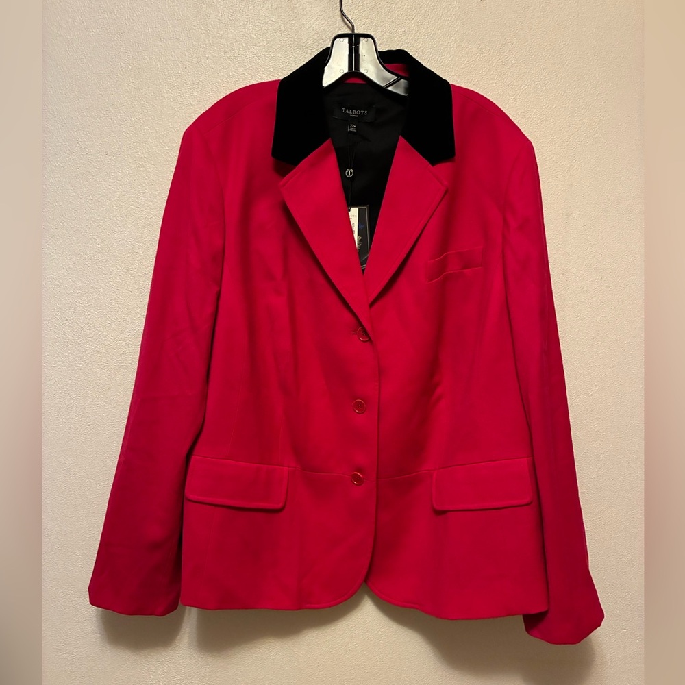 Talbots NWT Red Blazer with Black Velveteen Collar